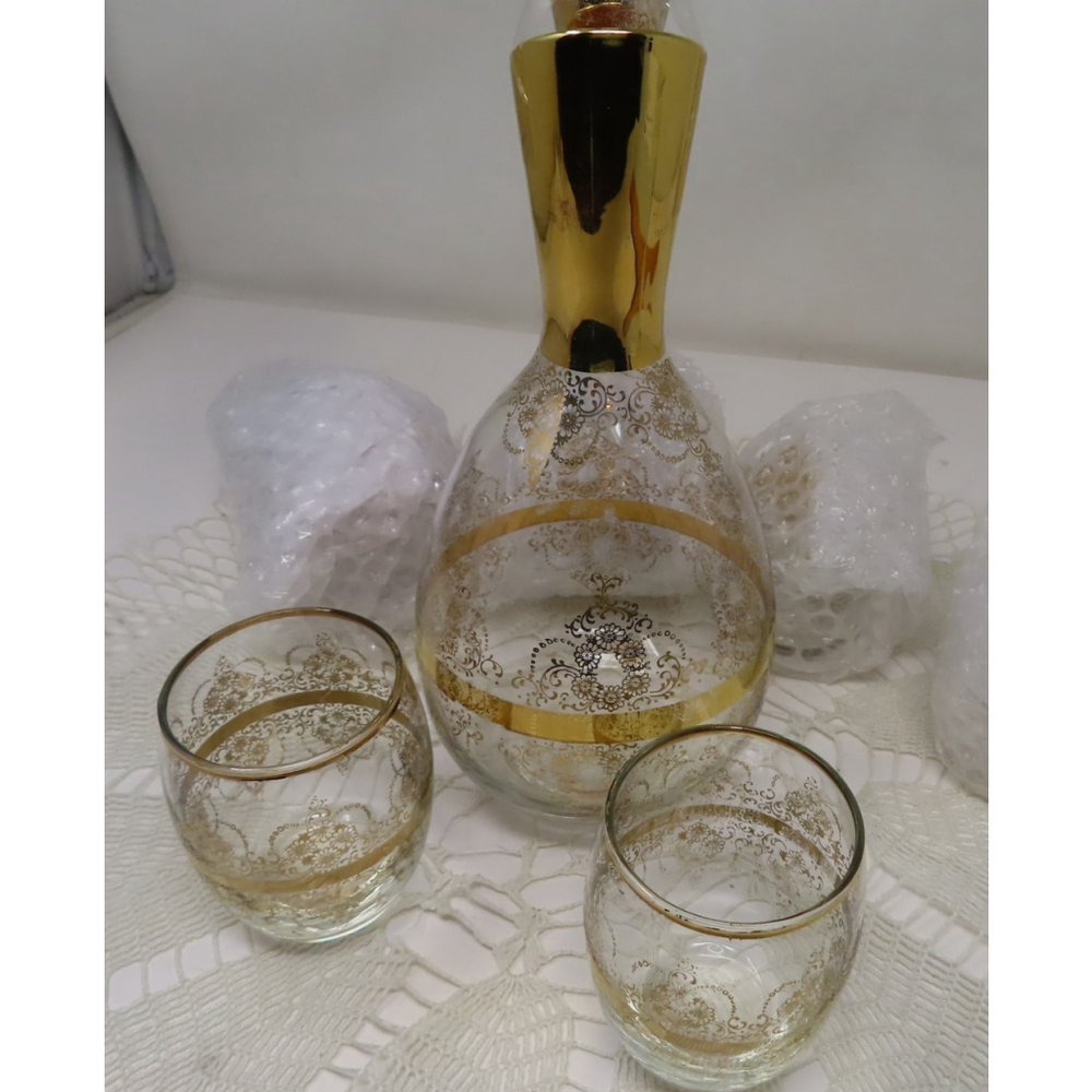 Vintage MURANO Glass Decanter and 6 22K GOLD Glasses - Italy